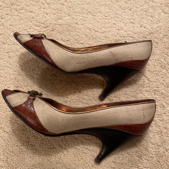 Donald j Pliner peep toe heels - Picture 3 of 5